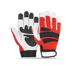 BATTING GLOVES